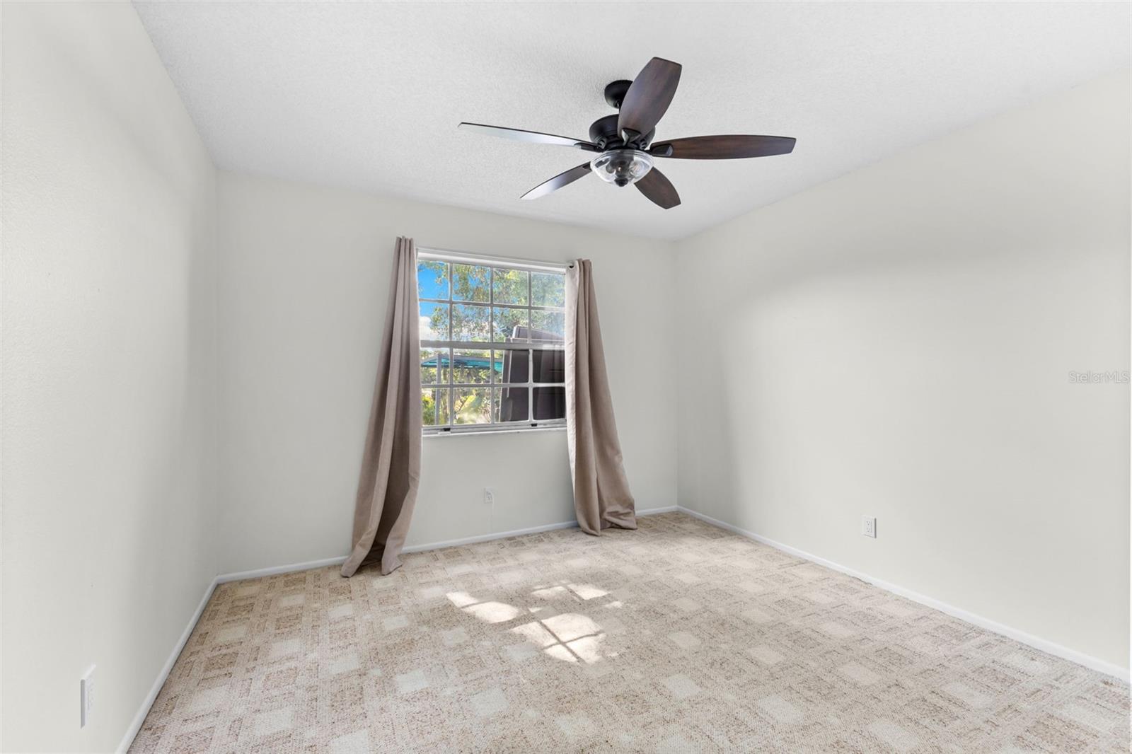 SOMERSET LAKES UNIT THREE PH TWO - Residential