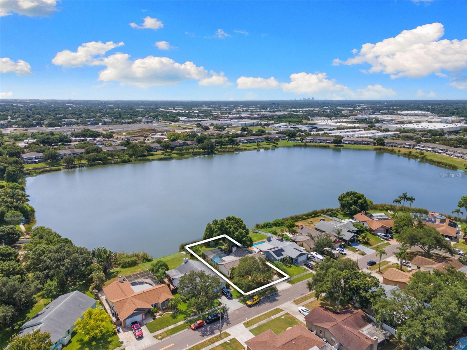 SOMERSET LAKES UNIT THREE PH TWO - Residential