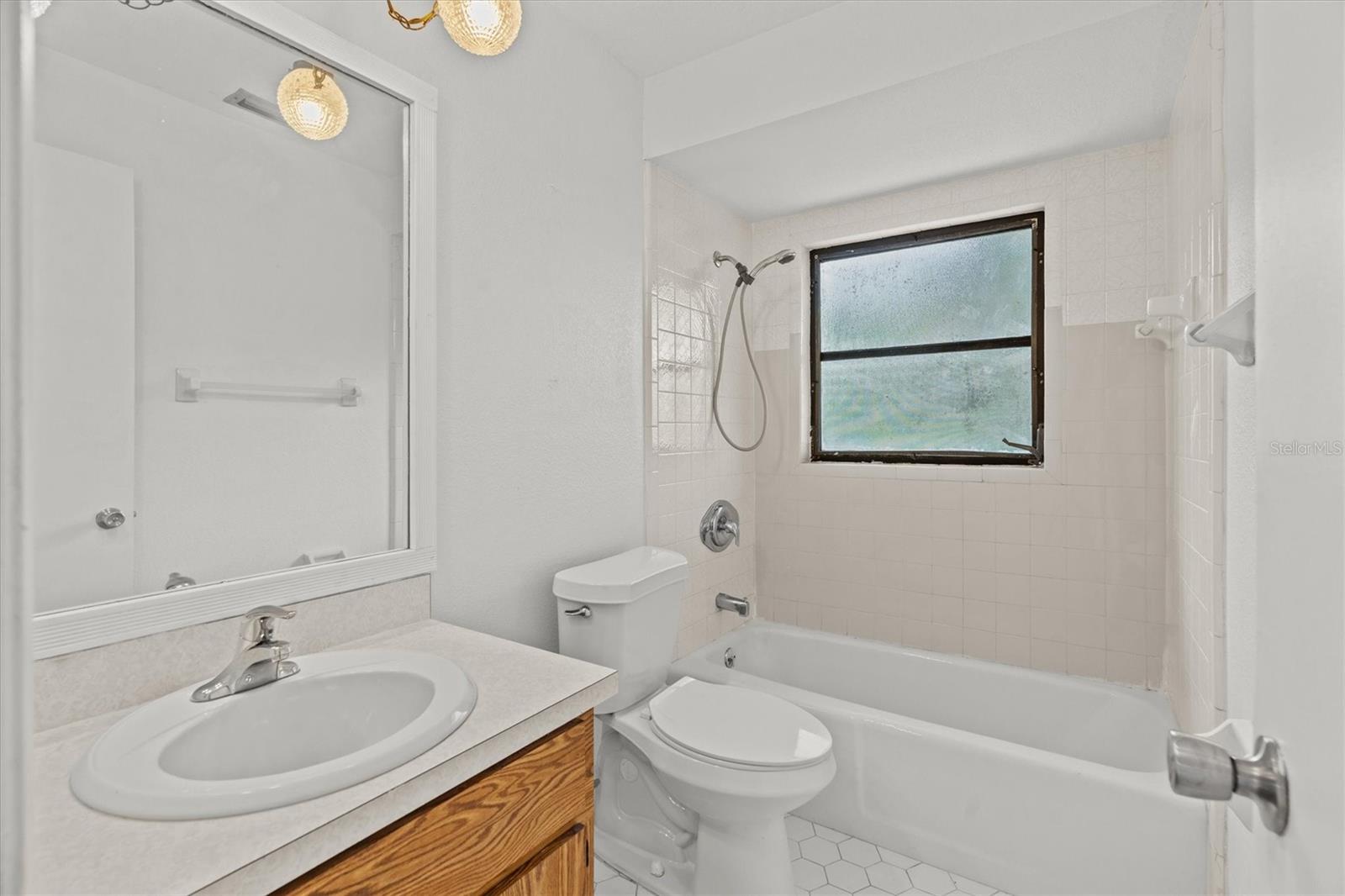 HRBR HEIGHTS - Residential Income