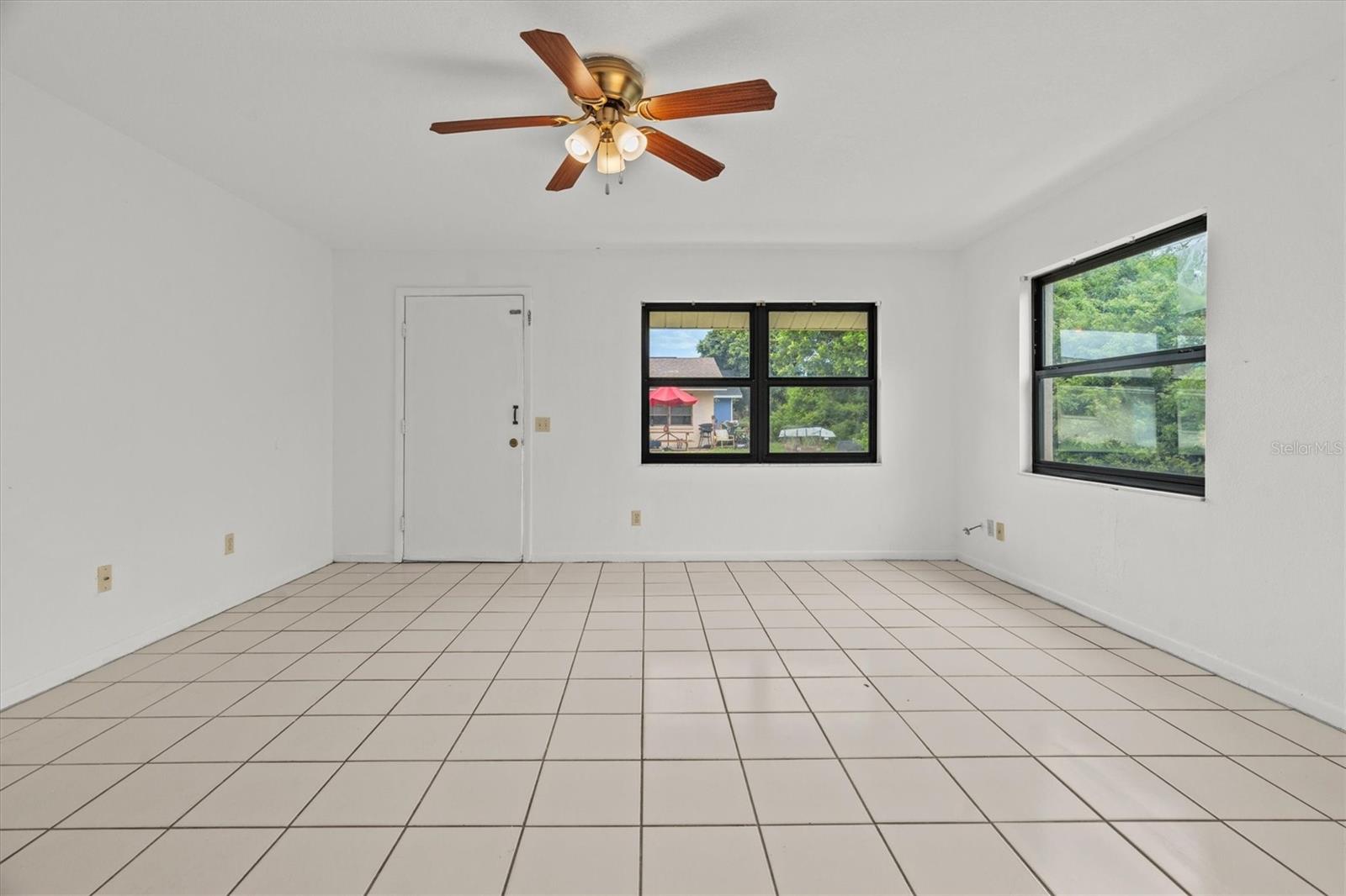 HRBR HEIGHTS - Residential Income