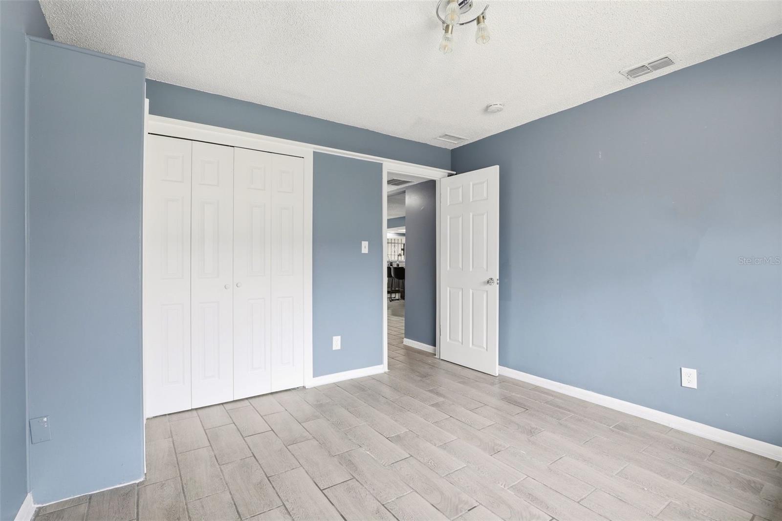 SILVER PINES PH 01 - Residential