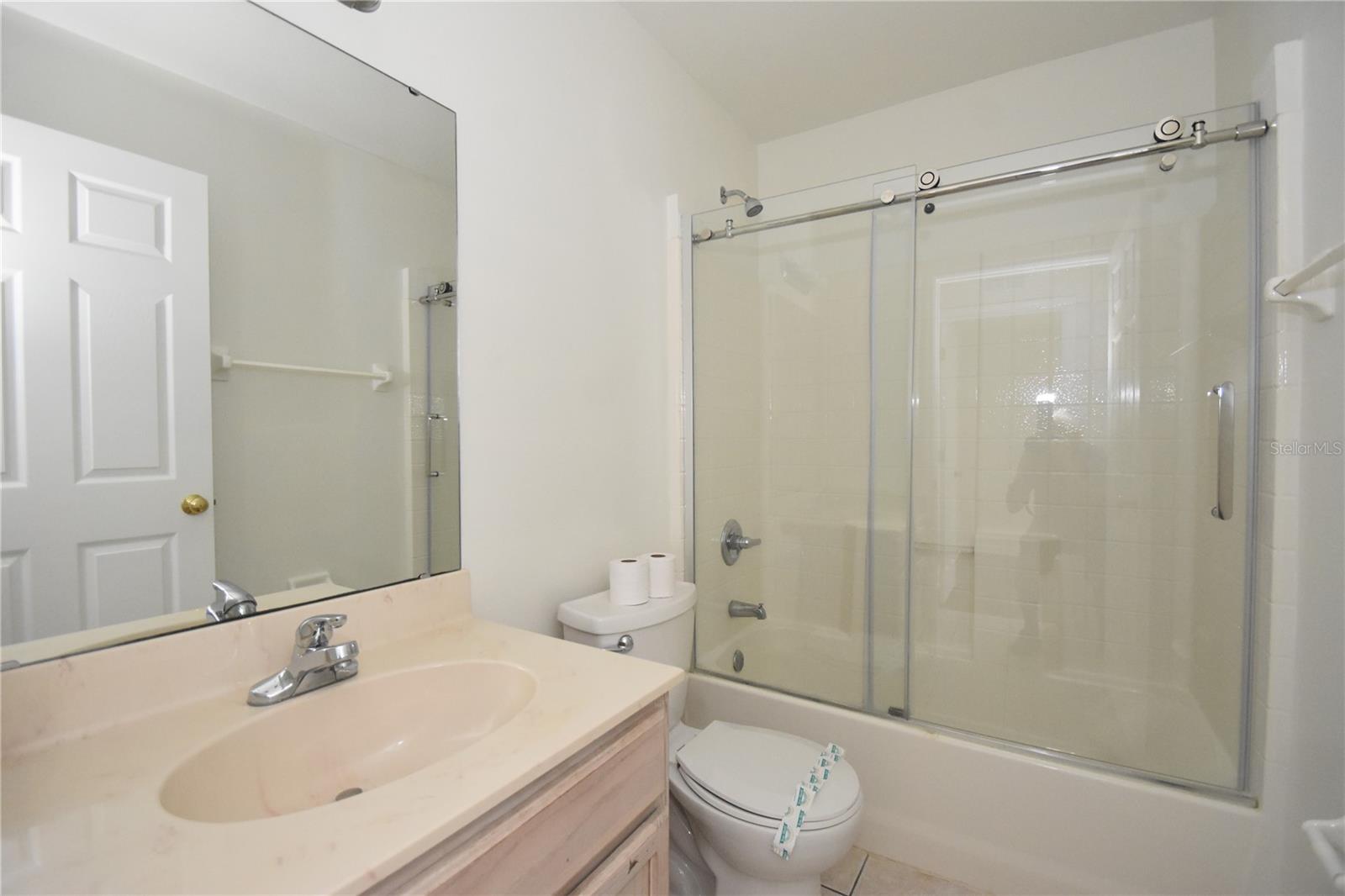 CYPRESS KNOLL - Residential Lease