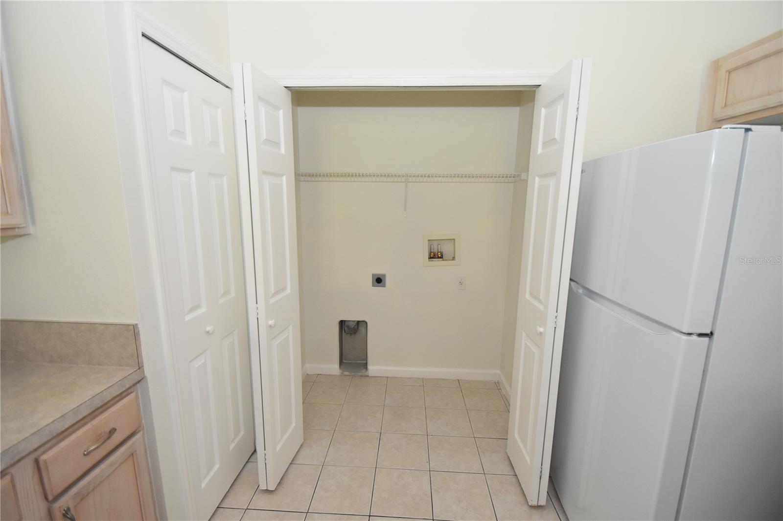 CYPRESS KNOLL - Residential Lease