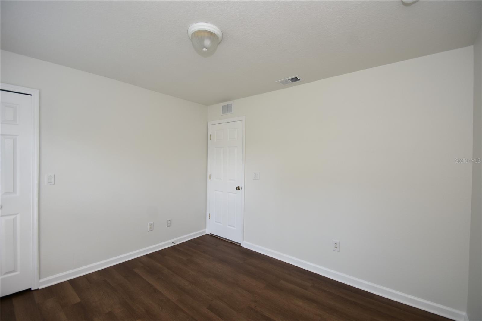 CYPRESS KNOLL - Residential Lease