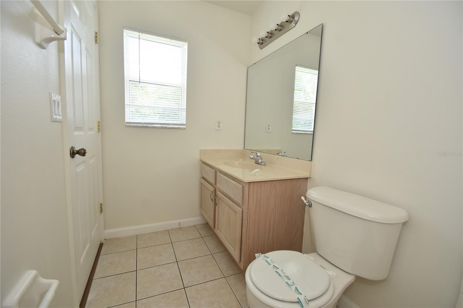 CYPRESS KNOLL - Residential Lease