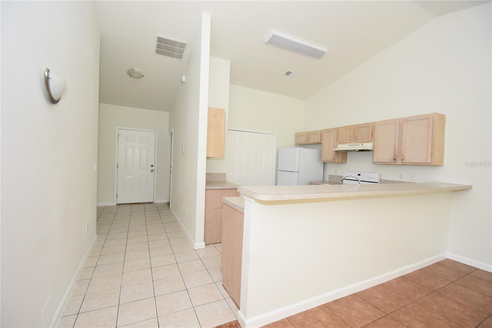 CYPRESS KNOLL - Residential Lease