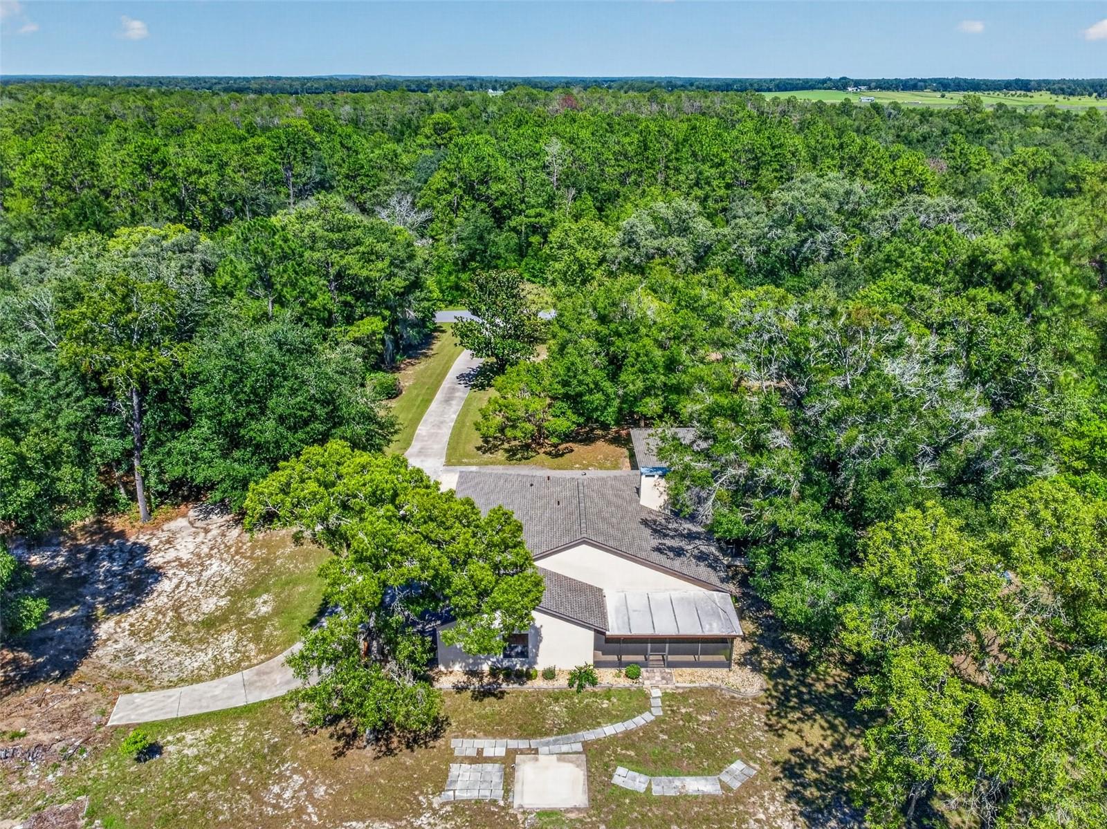 RAINBOW LAKES ESTATE - Residential