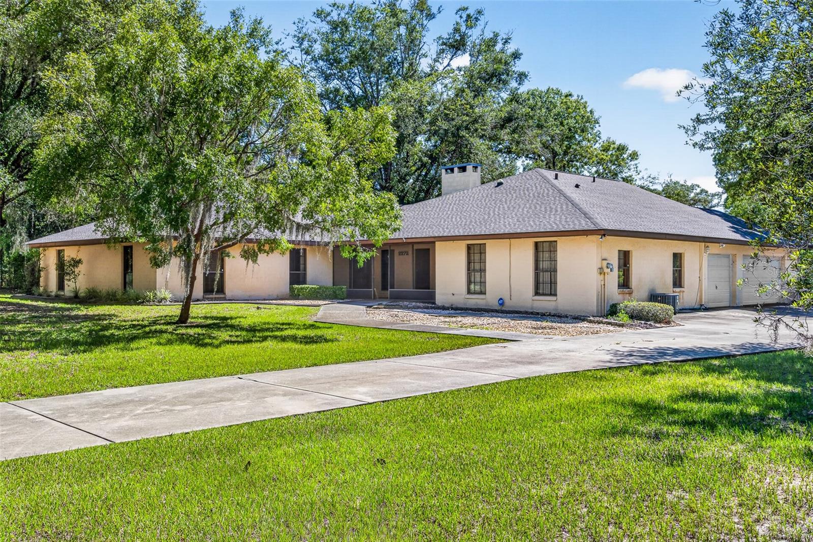 RAINBOW LAKES ESTATE - Residential
