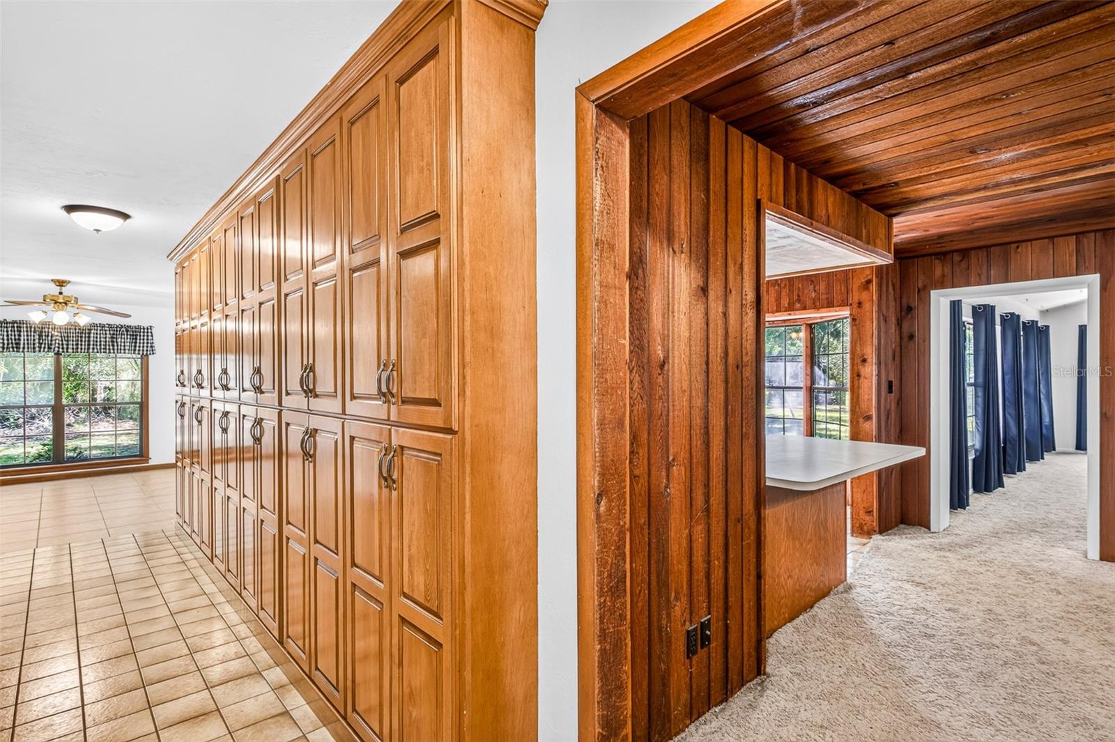 RAINBOW LAKES ESTATE - Residential