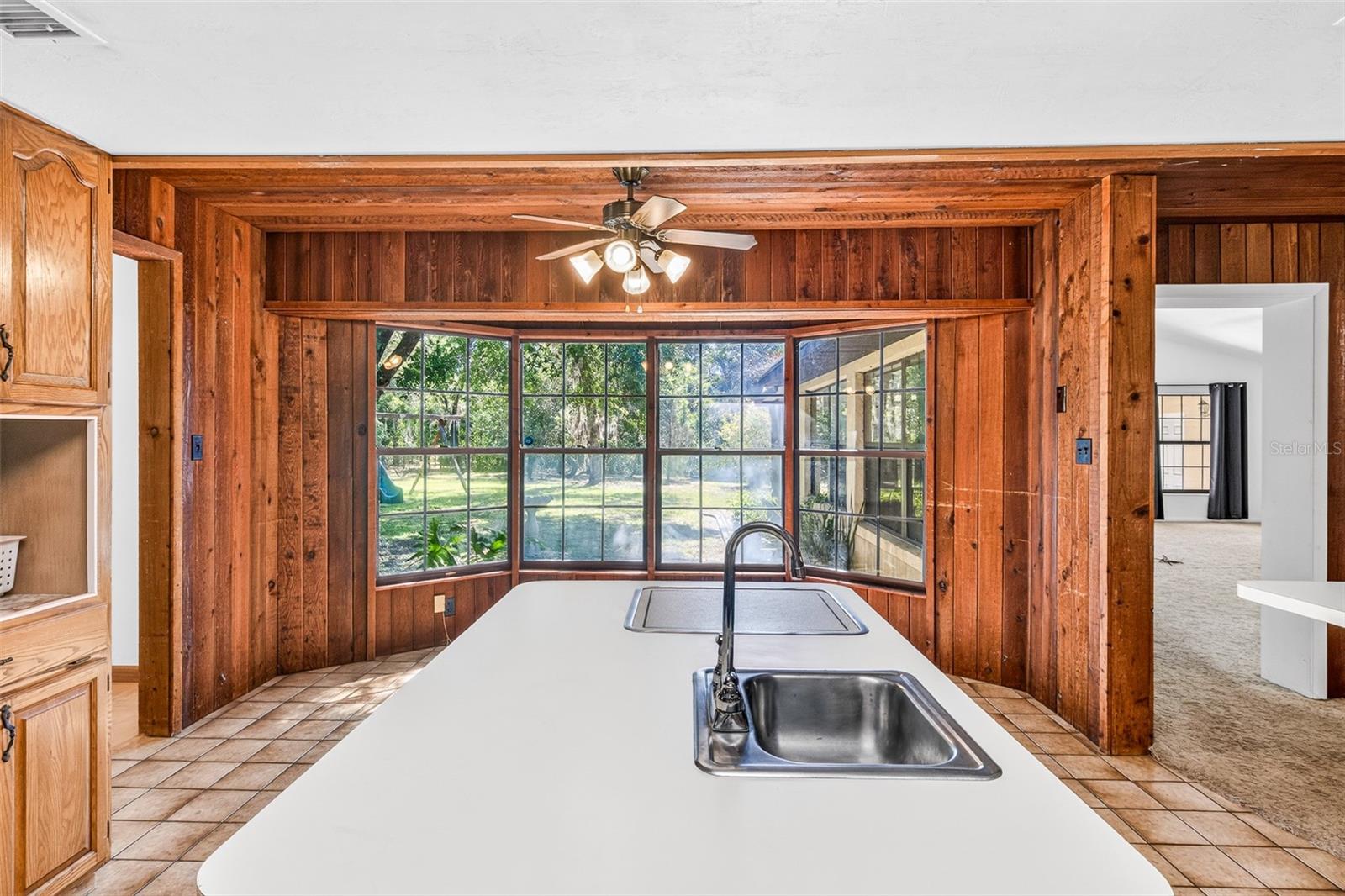 RAINBOW LAKES ESTATE - Residential