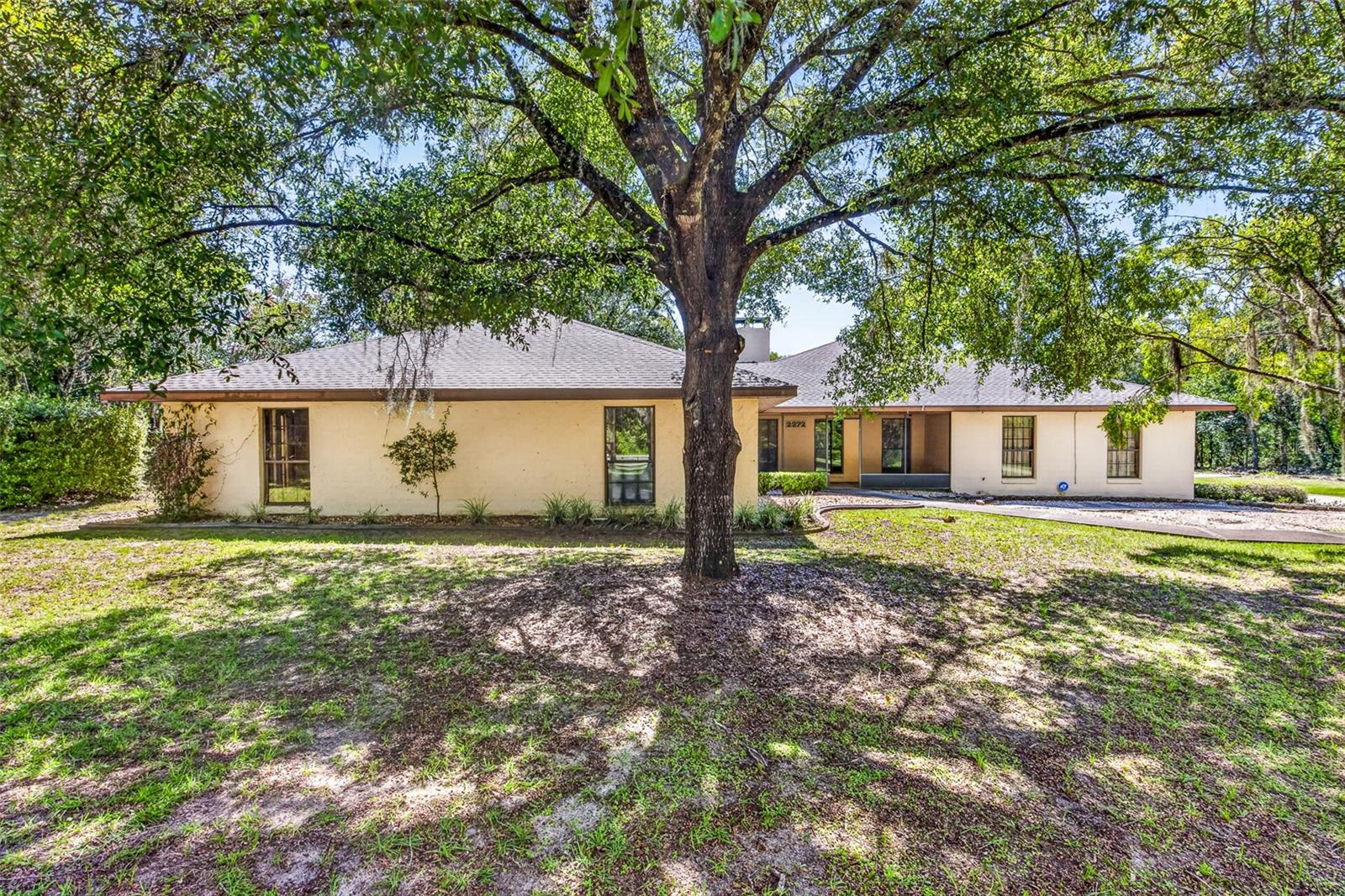 RAINBOW LAKES ESTATE - Residential