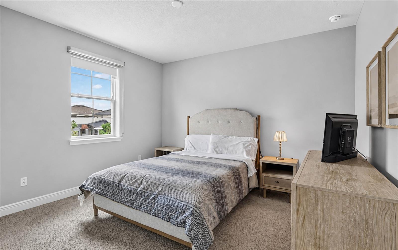TWIN LAKES PH 8 - Residential