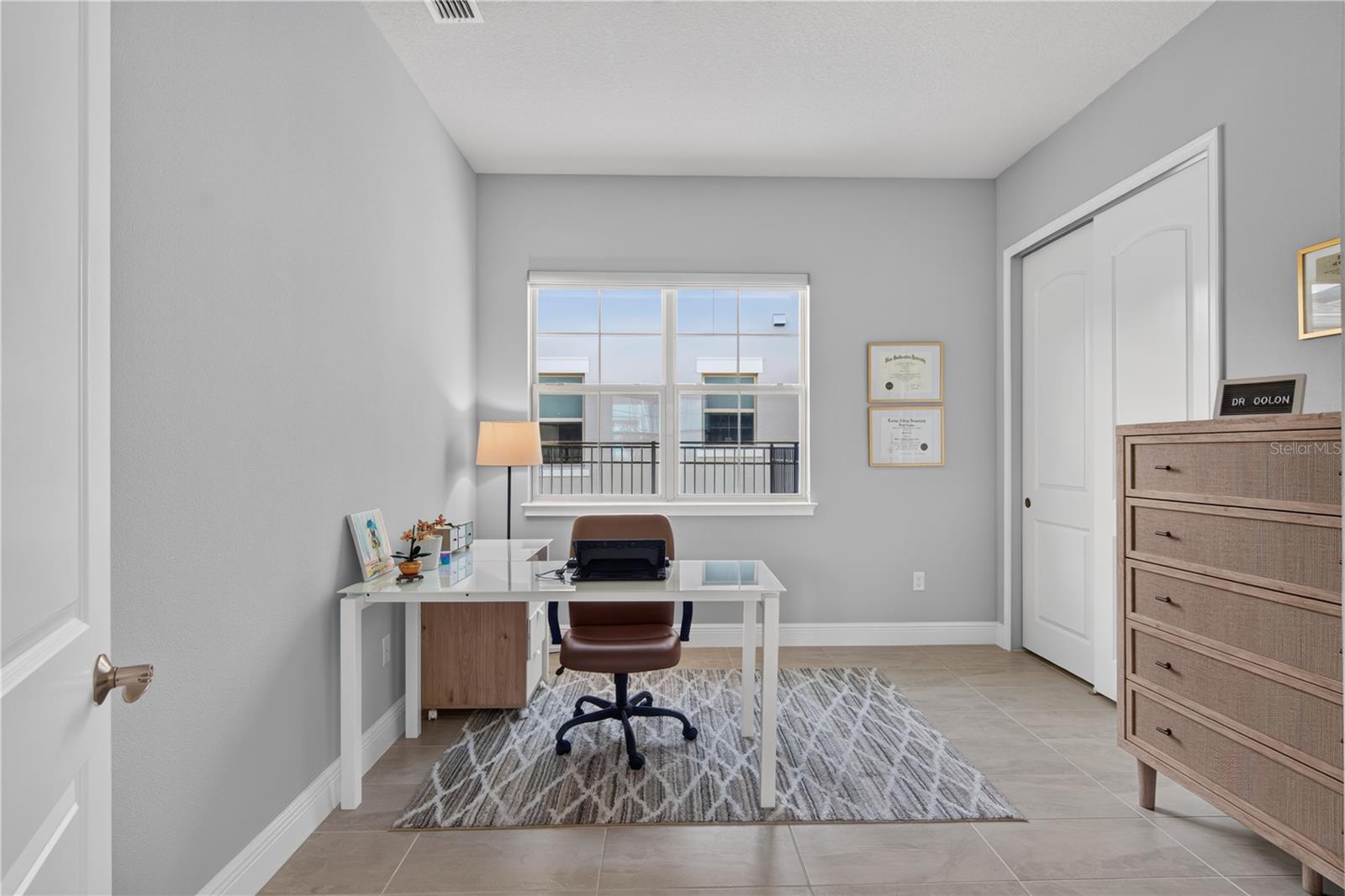 TWIN LAKES PH 8 - Residential