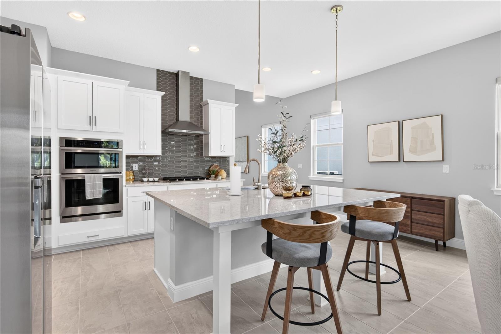 TWIN LAKES PH 8 - Residential