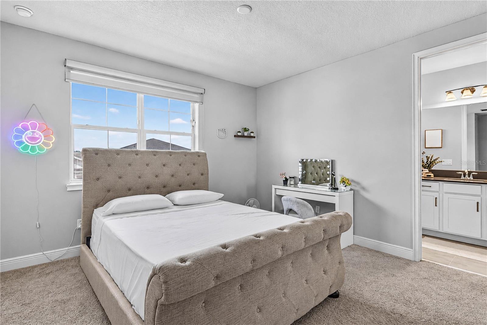 TWIN LAKES PH 8 - Residential