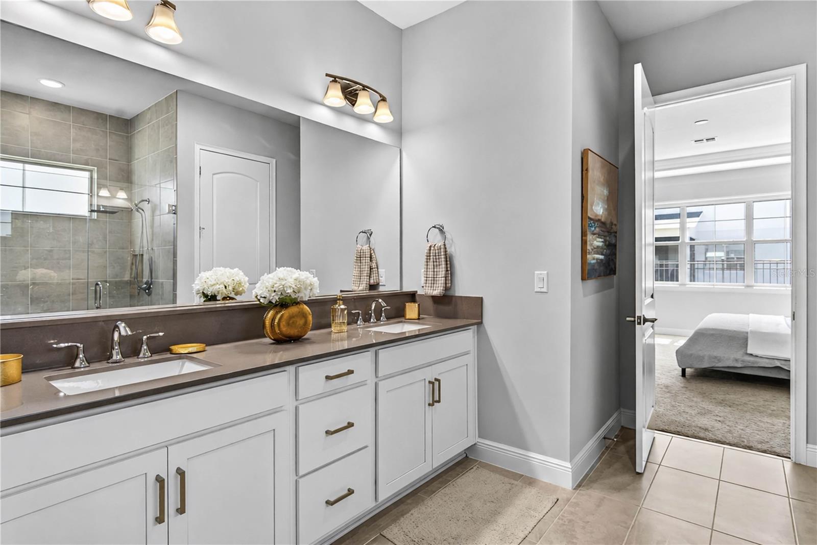 TWIN LAKES PH 8 - Residential