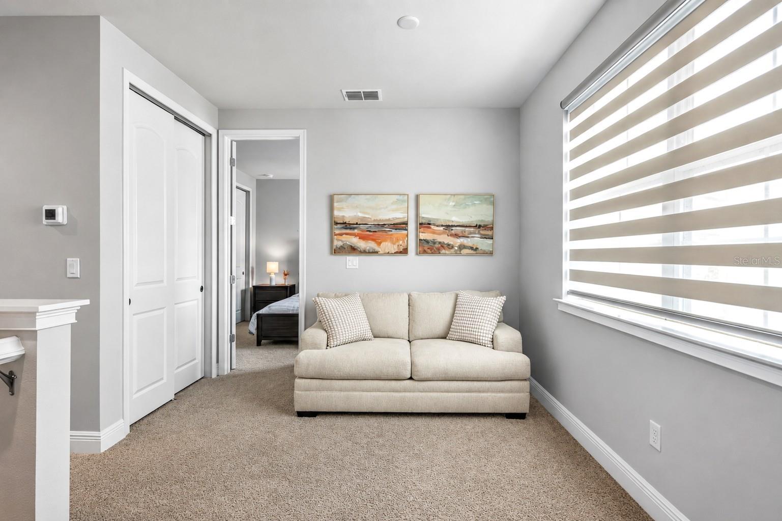 TWIN LAKES PH 8 - Residential