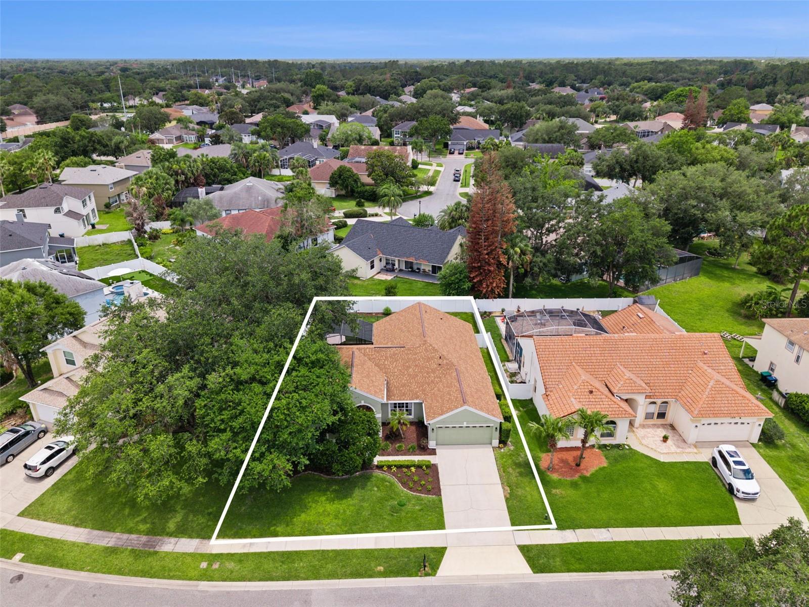 UNIVERSITY ESTATES - Residential