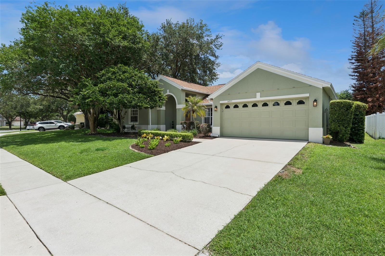 UNIVERSITY ESTATES - Residential