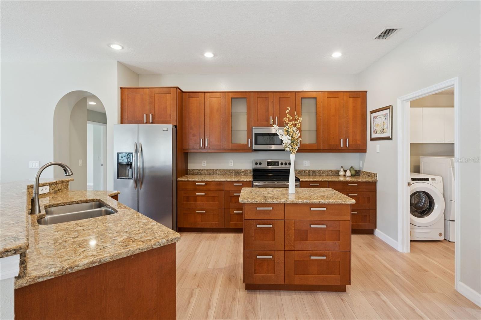 UNIVERSITY ESTATES - Residential