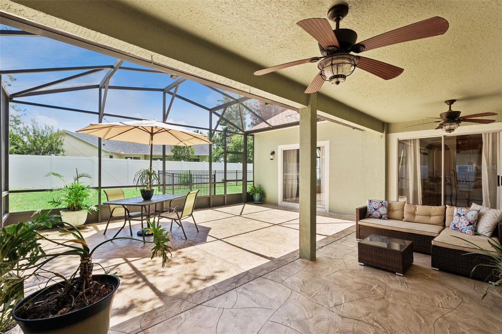 UNIVERSITY ESTATES - Residential