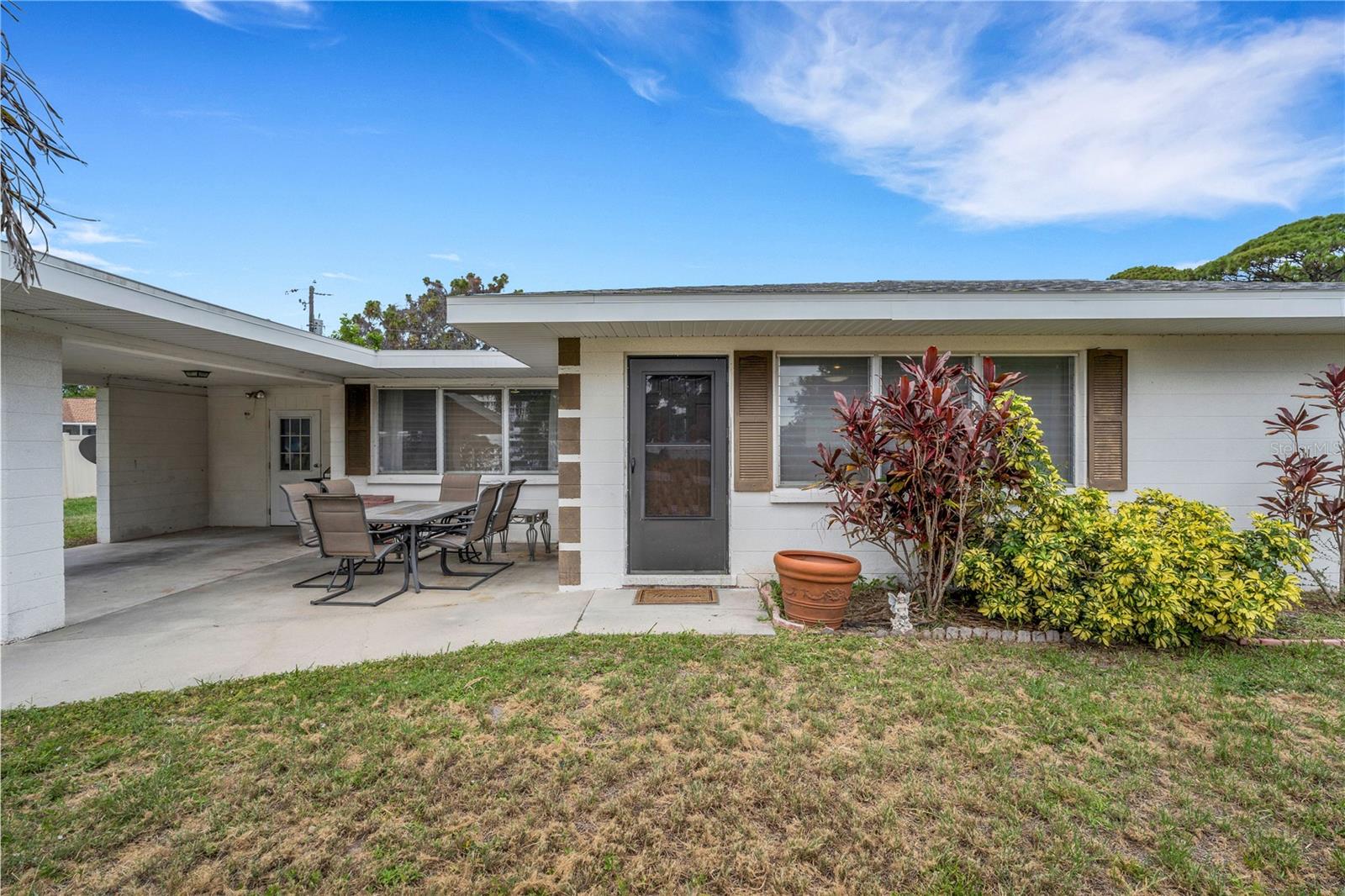 SOUTH VENICE UNIT 45 - Residential