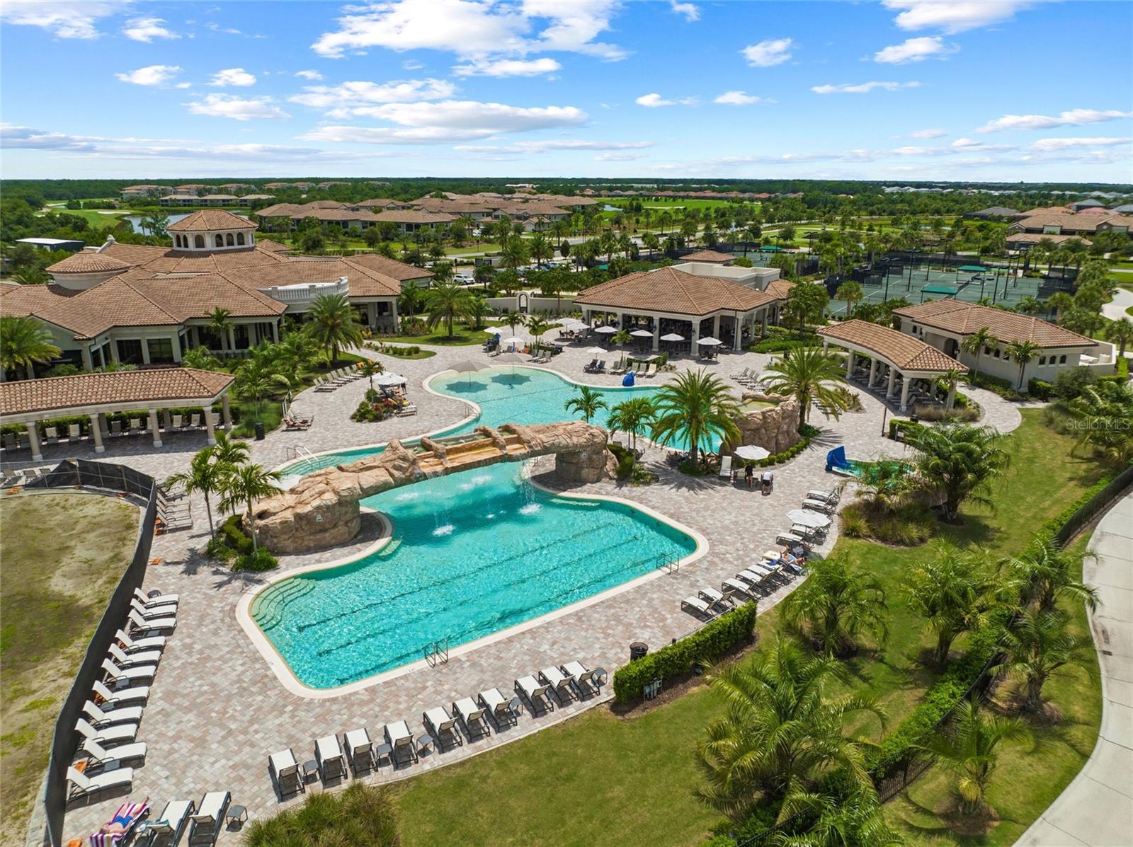 TERRACE I AT LAKEWOOD NATIONAL PH 1 - Residential