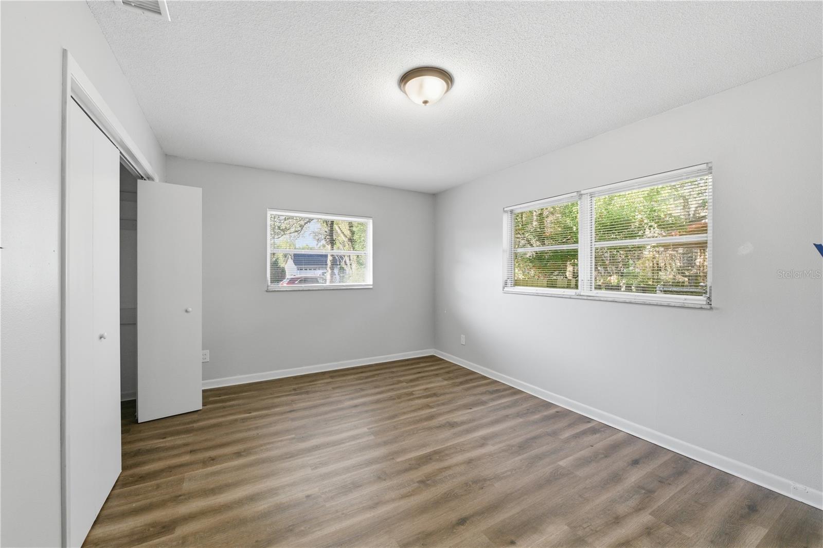 CRYSTAL LAKE WINTER HOMES - Residential