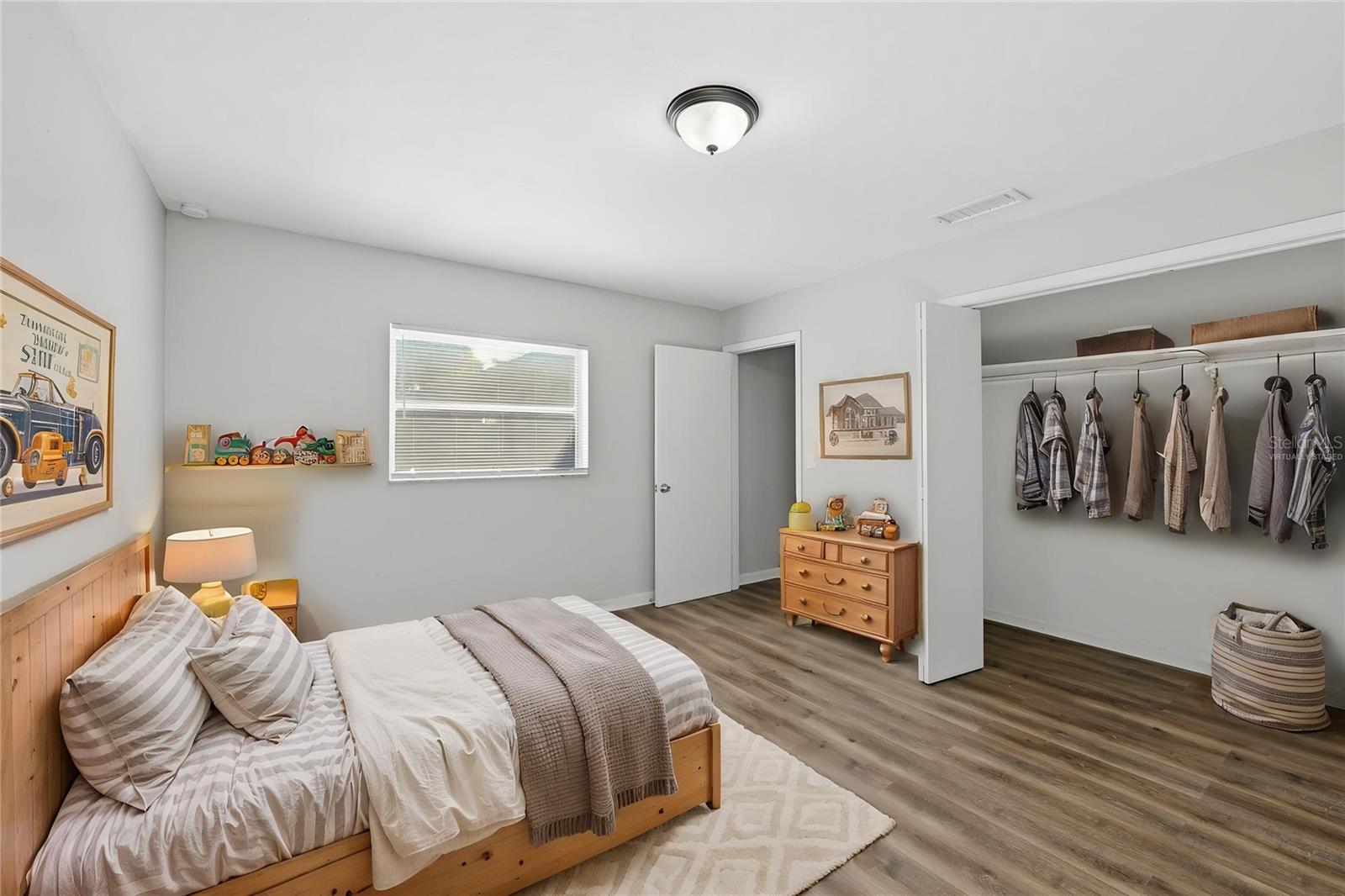 CRYSTAL LAKE WINTER HOMES - Residential