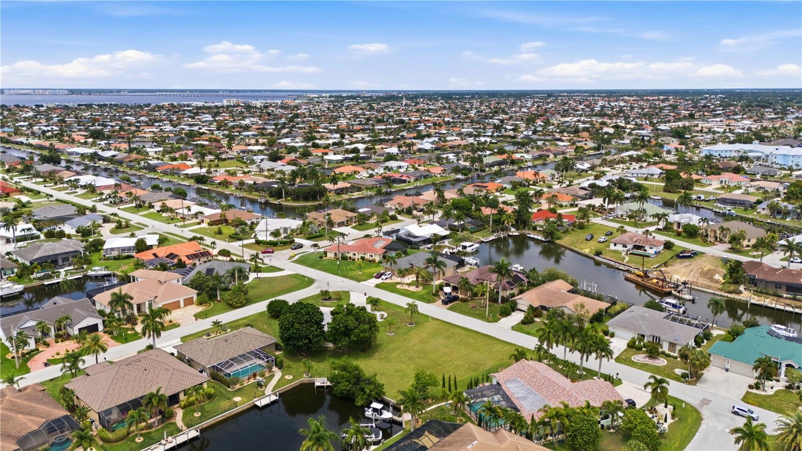PUNTA GORDA ISLES SEC 06 - Land
