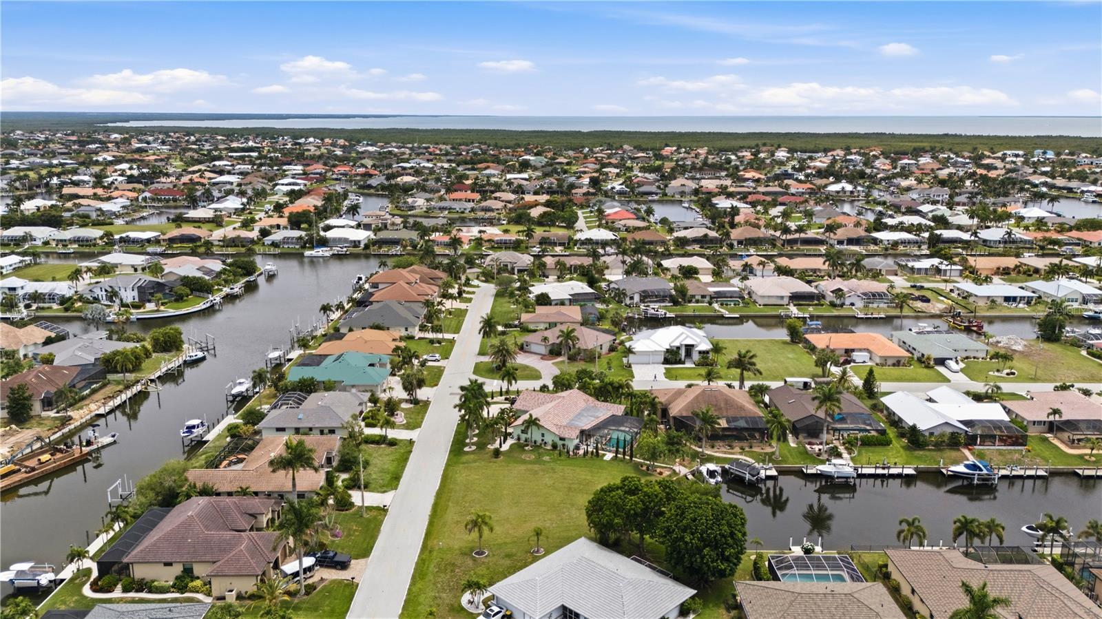 PUNTA GORDA ISLES SEC 06 - Land