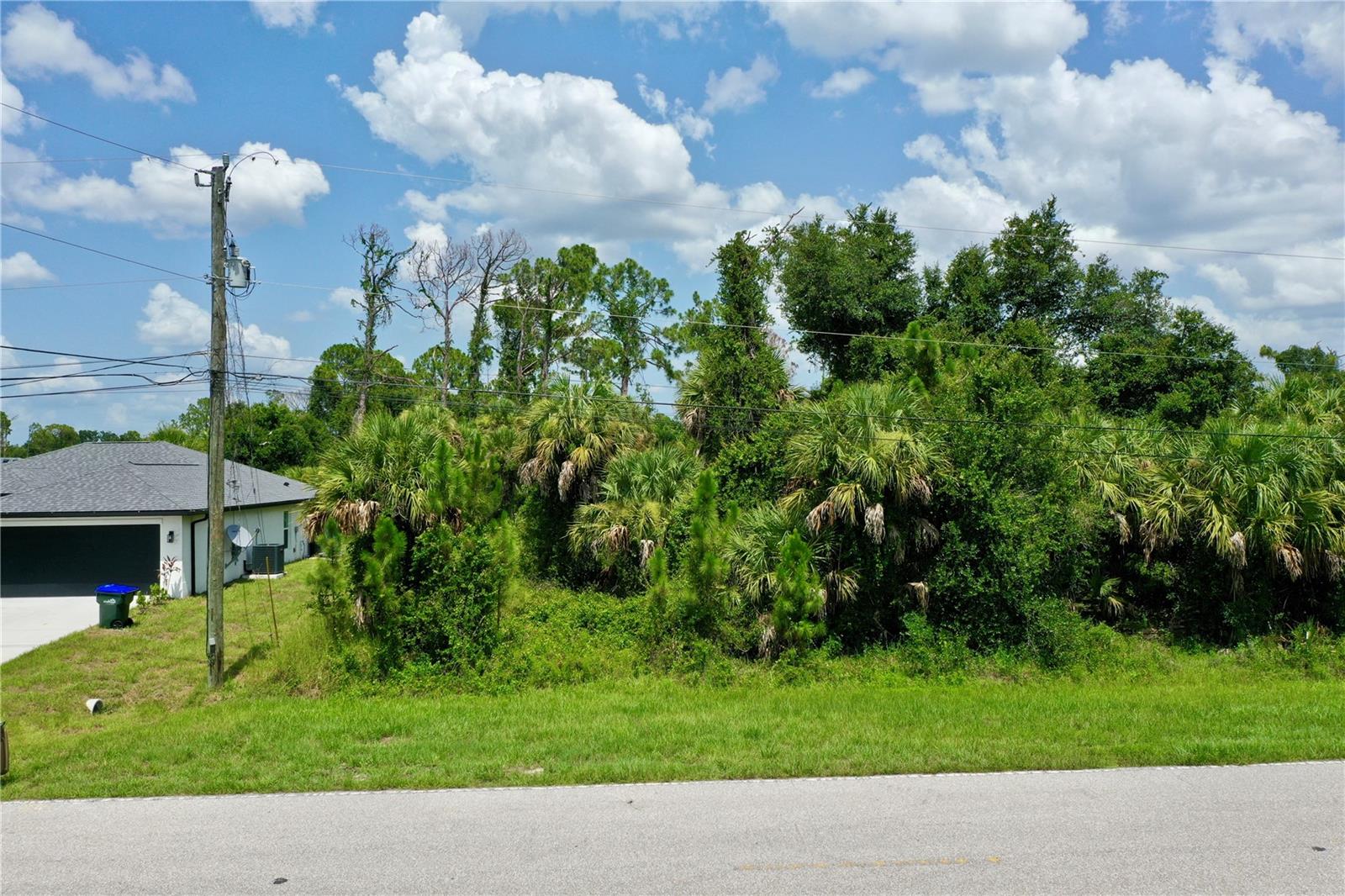 PORT CHARLOTTE SUB 32 - Land