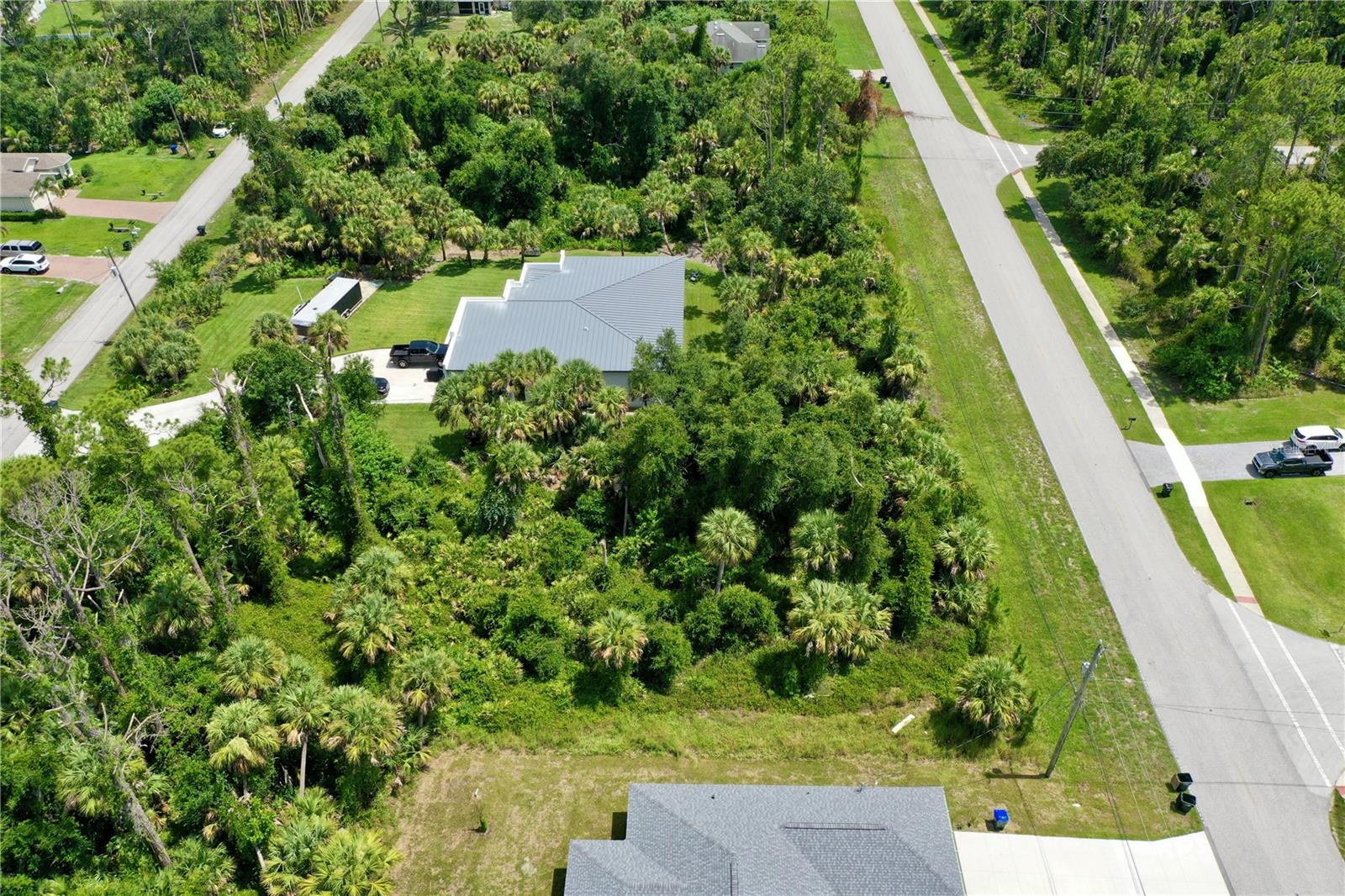PORT CHARLOTTE SUB 32 - Land