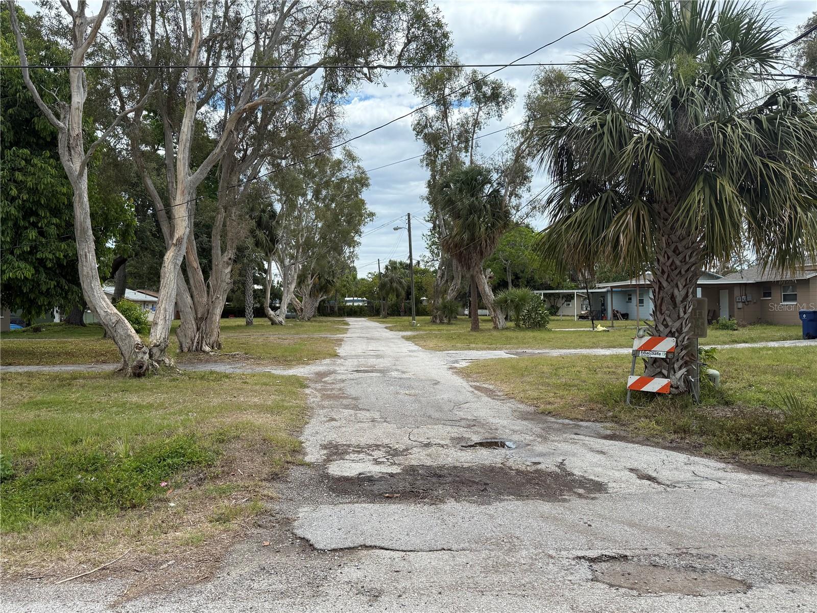 LONG GEORGE M SUB - Residential Income