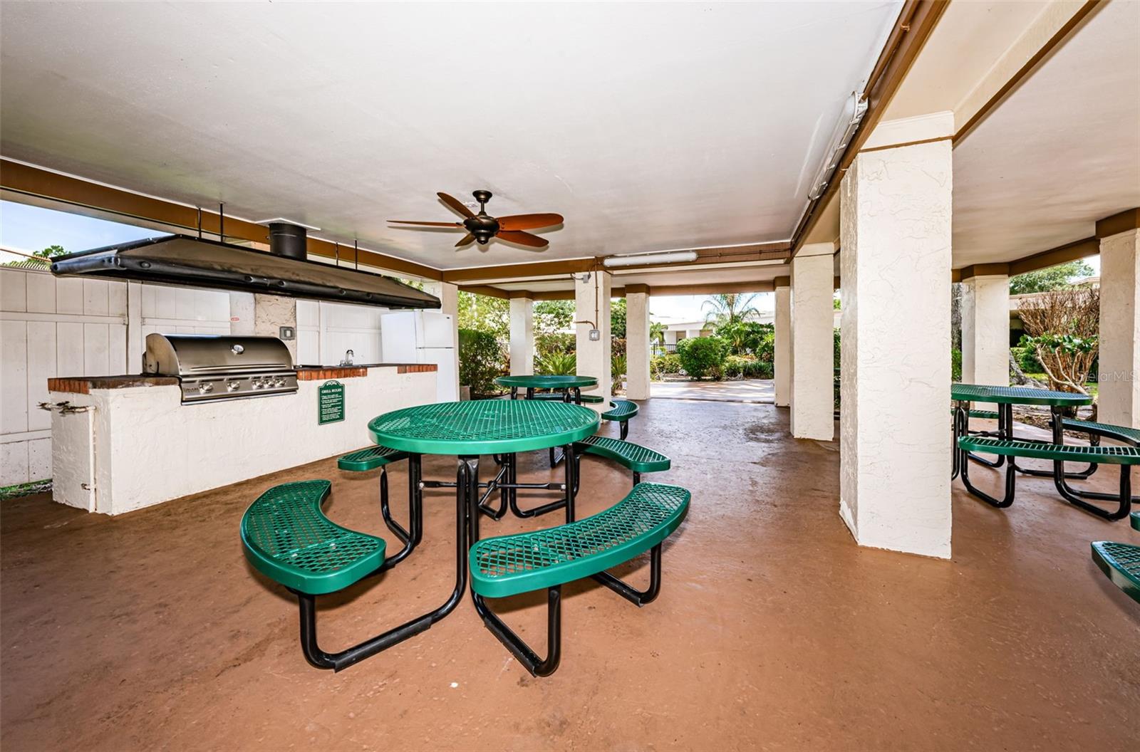 FIVE TOWNS OF ST PETE - Residential