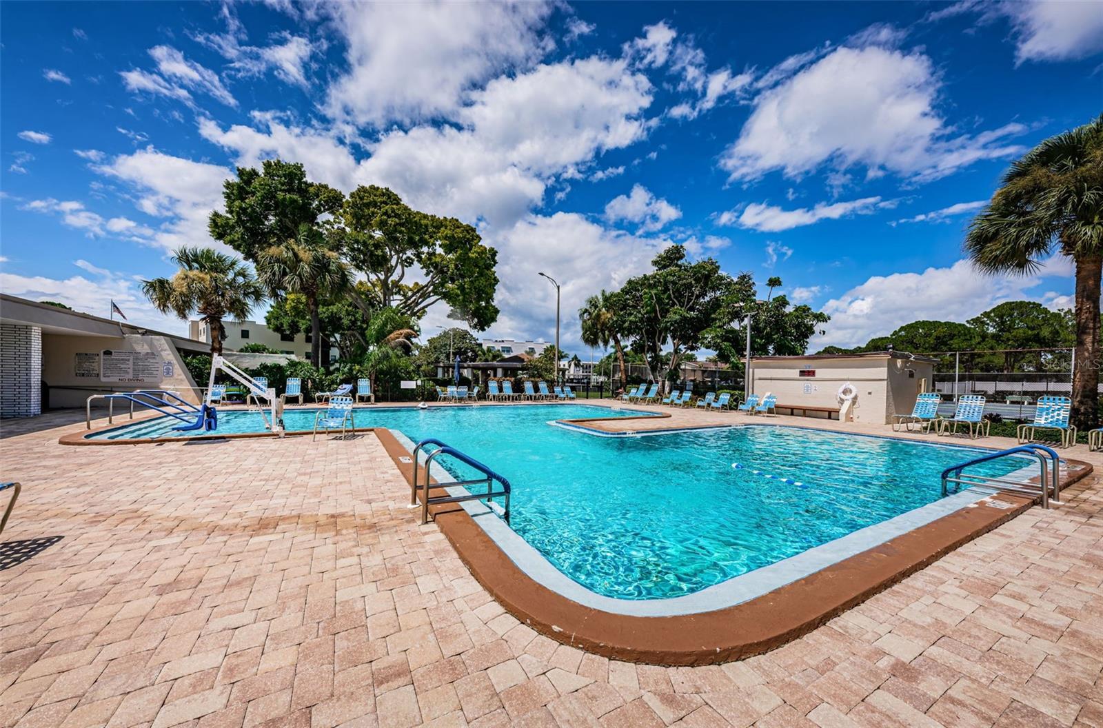 FIVE TOWNS OF ST PETE - Residential