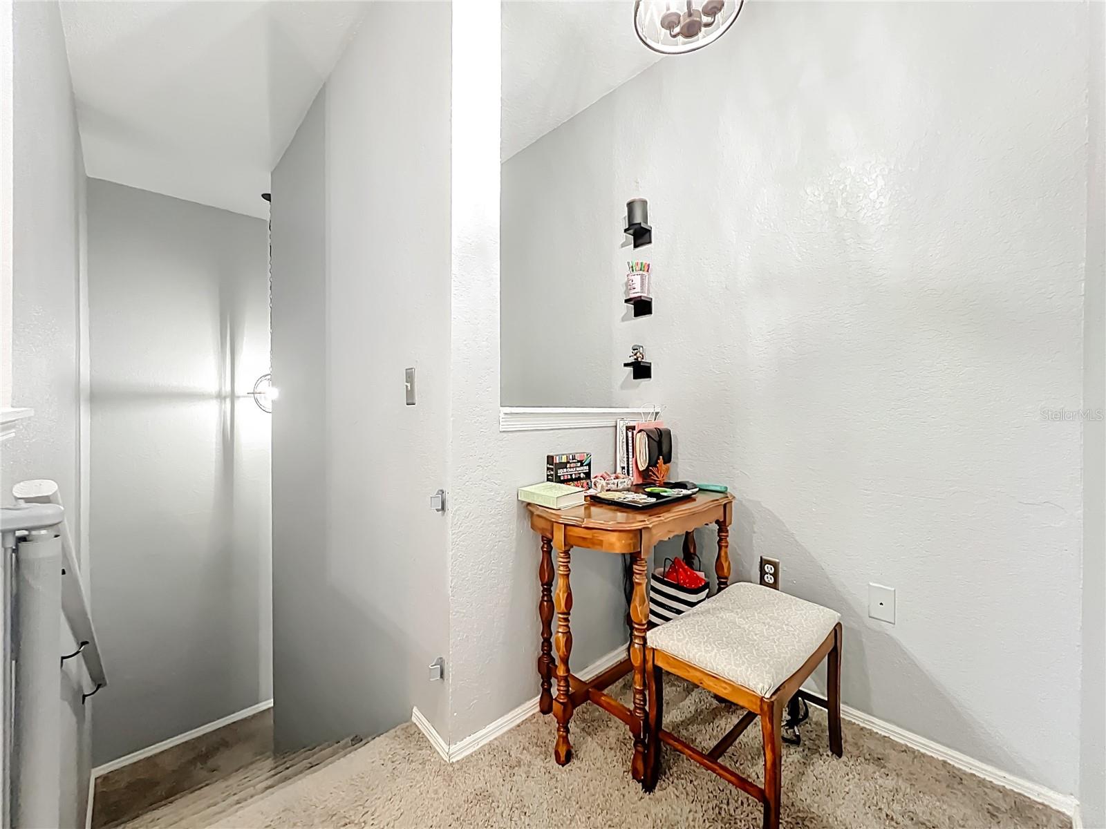 NOTTING HILL A CONDO - Residential