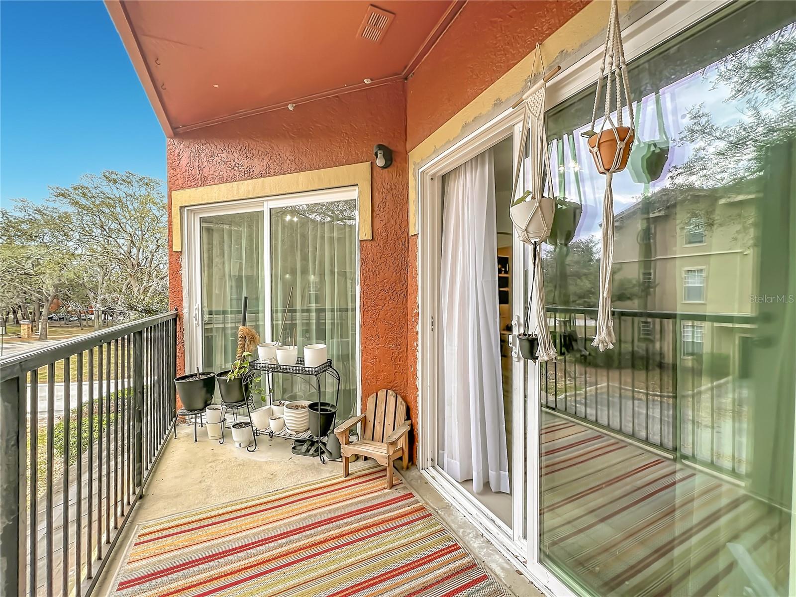 NOTTING HILL A CONDO - Residential