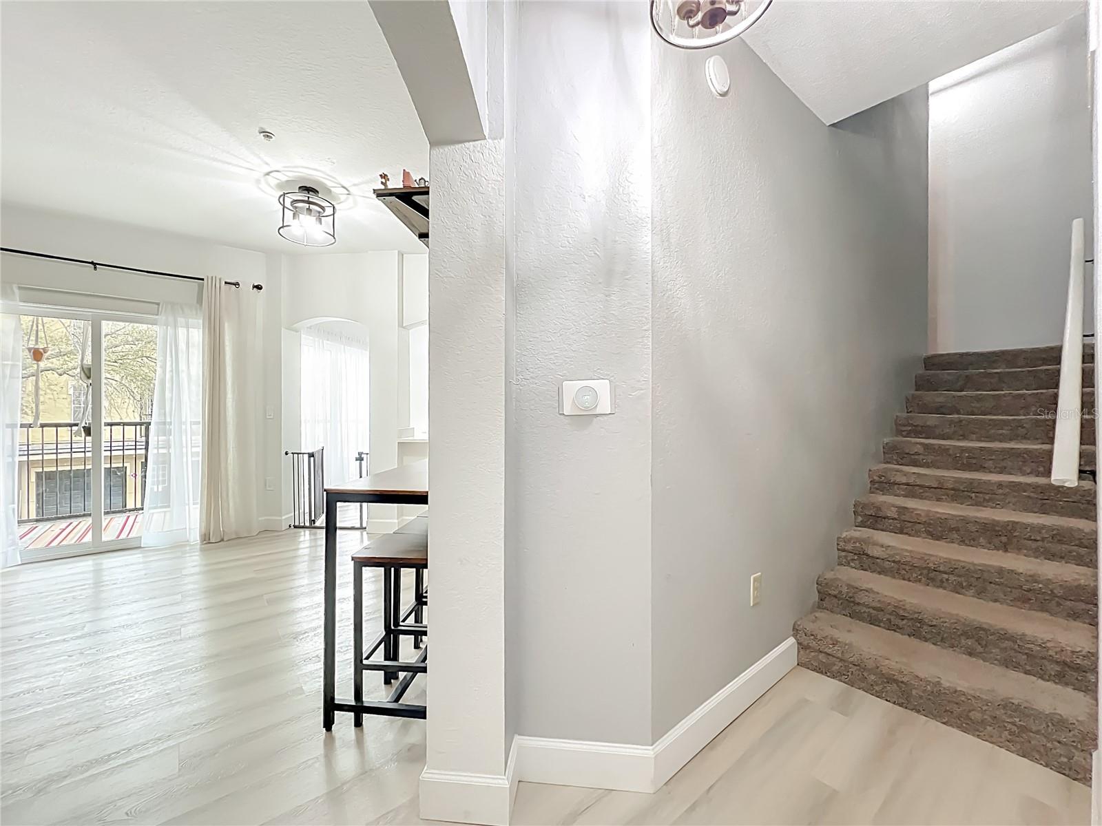 NOTTING HILL A CONDO - Residential