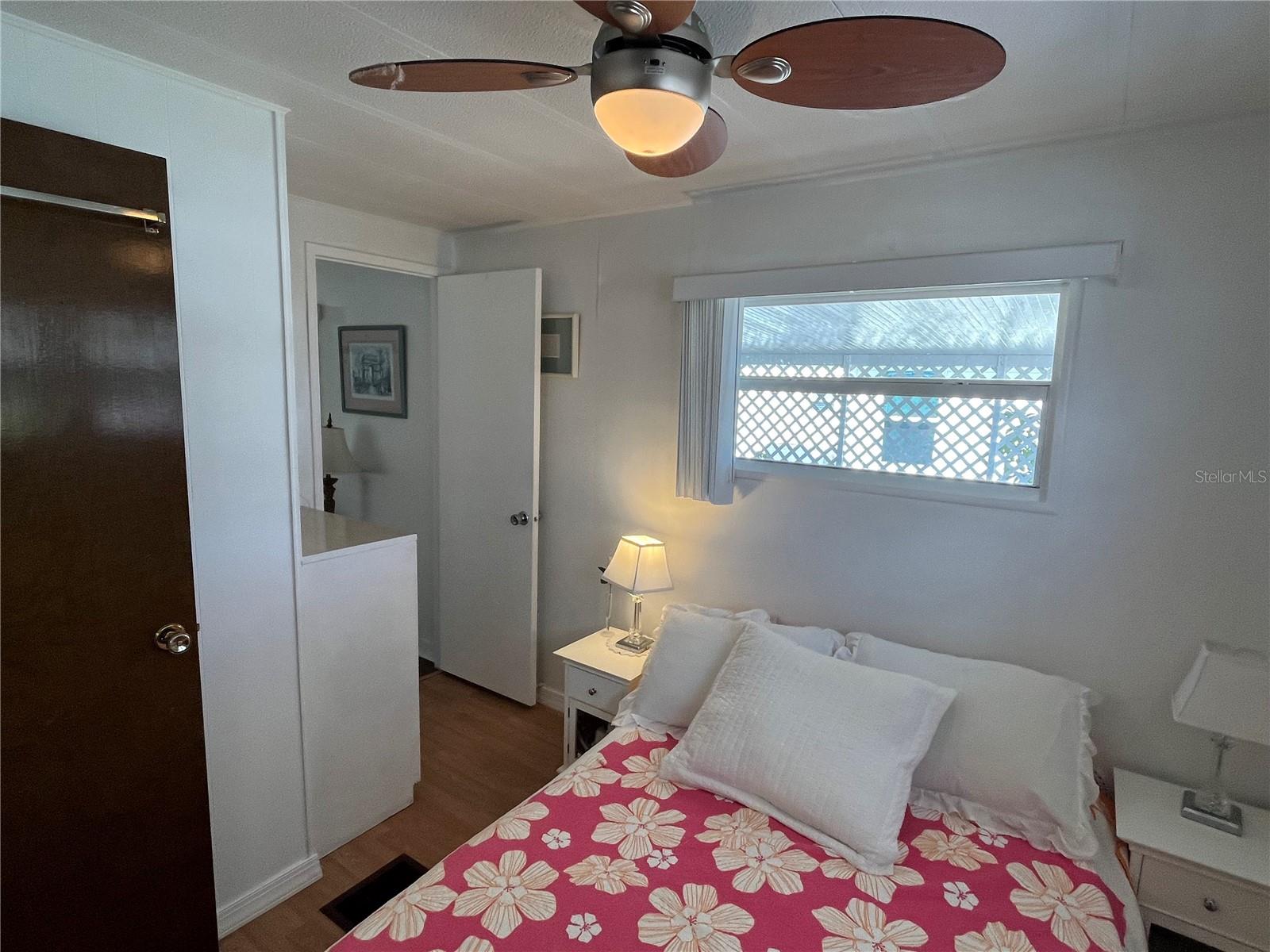 VENICE ISLE - Residential