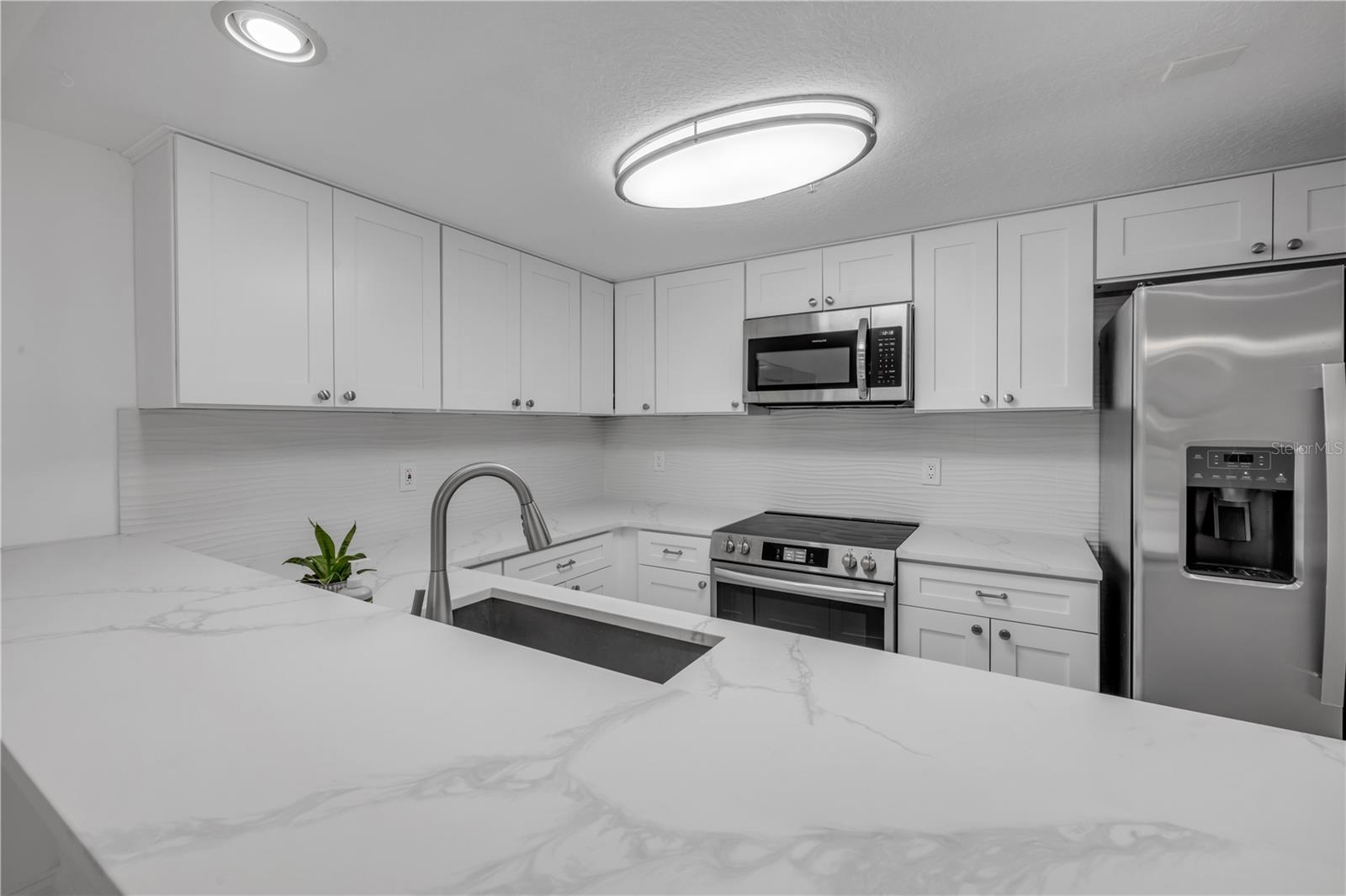 OCEAN WALK NEW SMYRNA BCH PH I - Residential