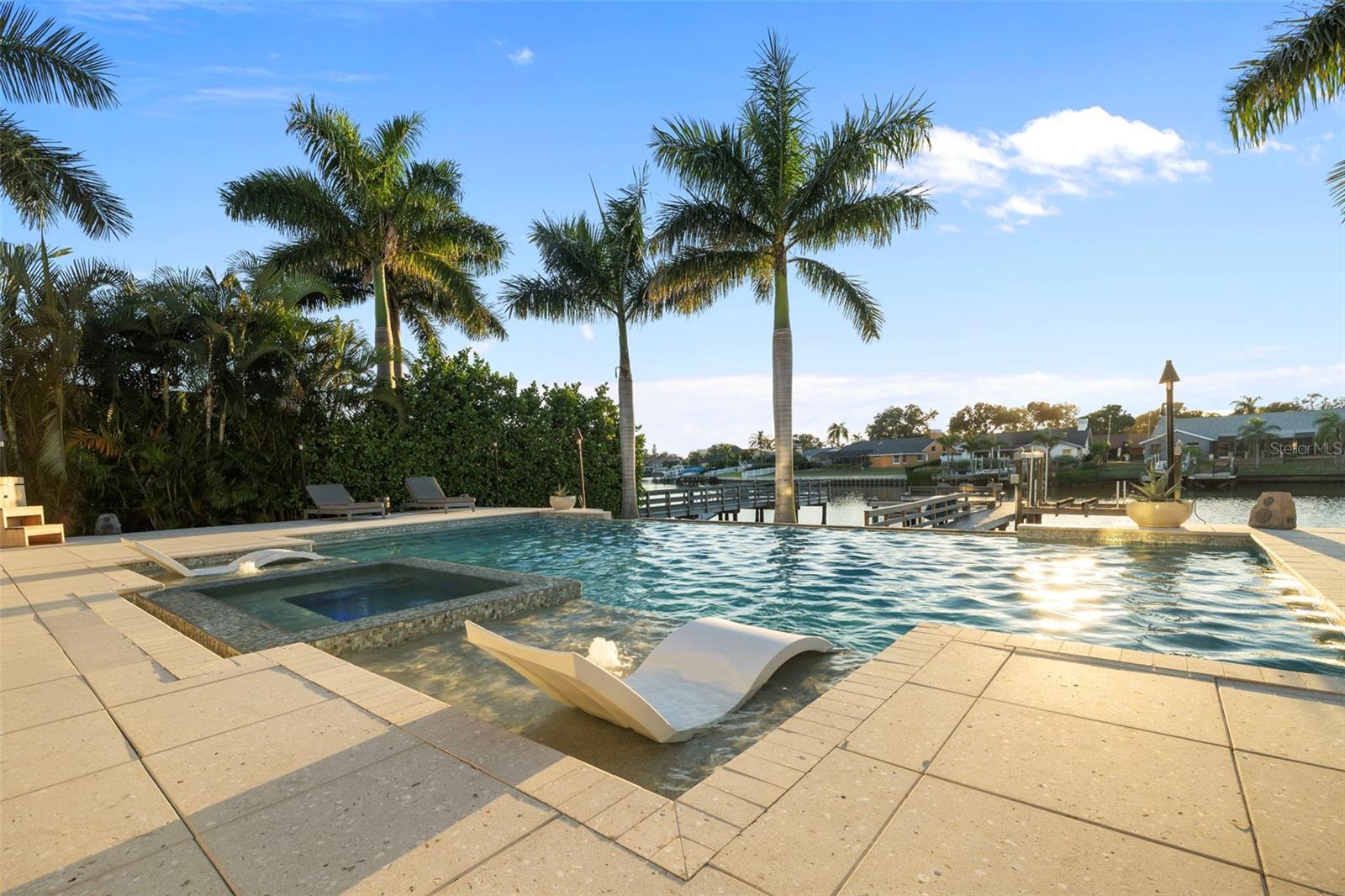 COVE AT ROCKY POINT - Residential