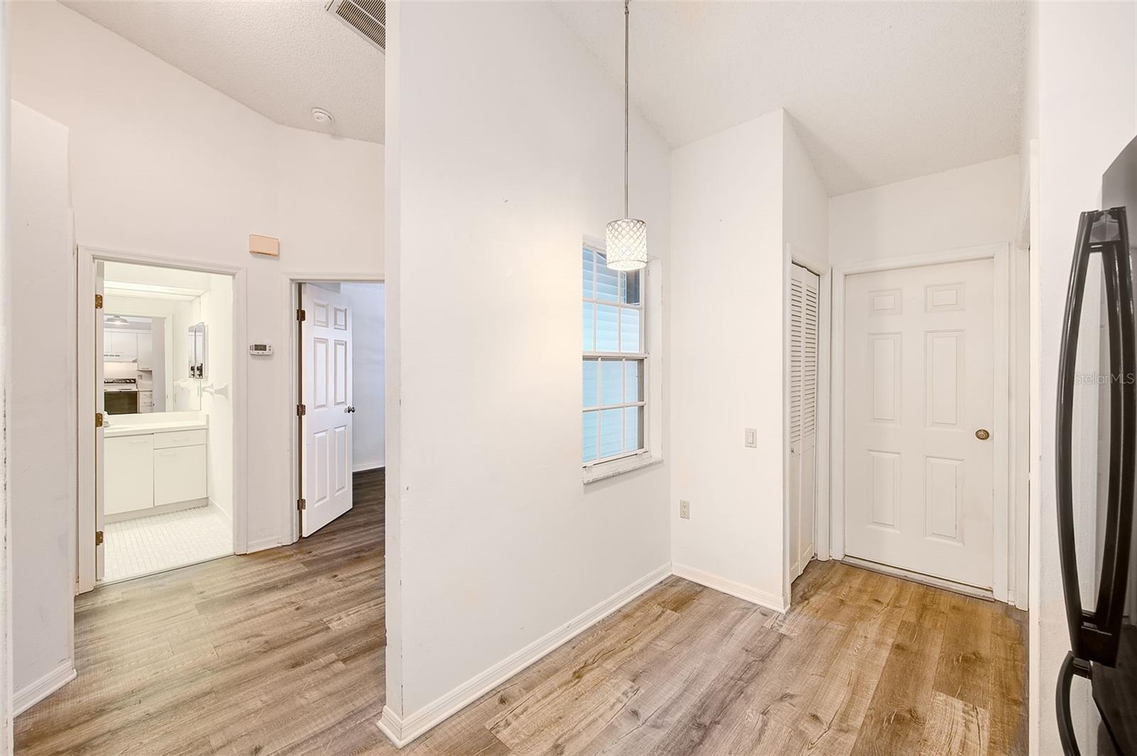 WOODS AT ANDERSON PARK CONDO THE - Residential