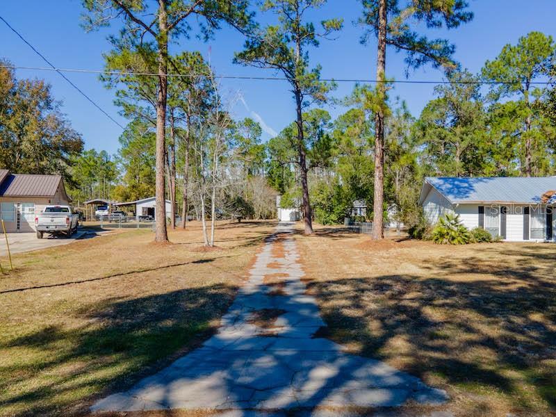 FORESTS EDGE - Residential