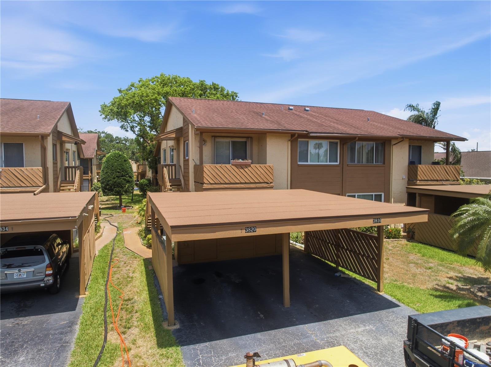 BEACON LAKES INC CONDO 5 - Residential