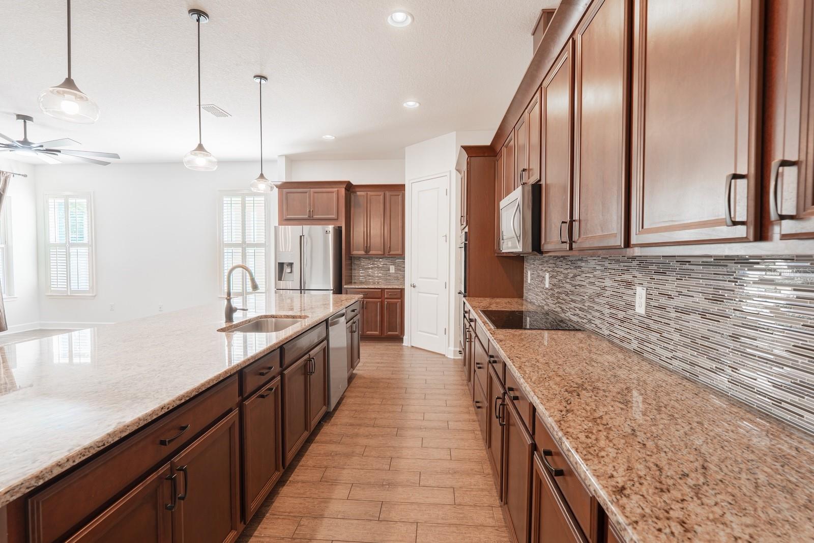 MARIPOSA PH 2A & 2B - Residential Lease