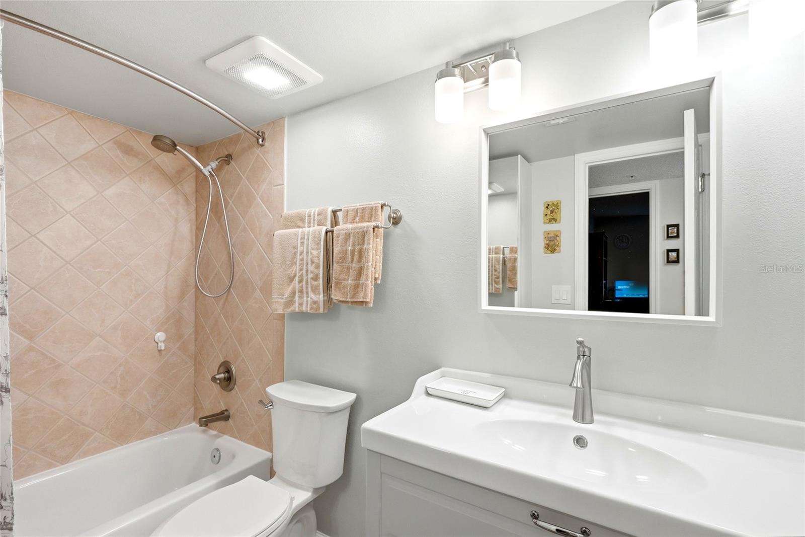 AUDUBON CONDO AT FEATHER SOUND - Residential