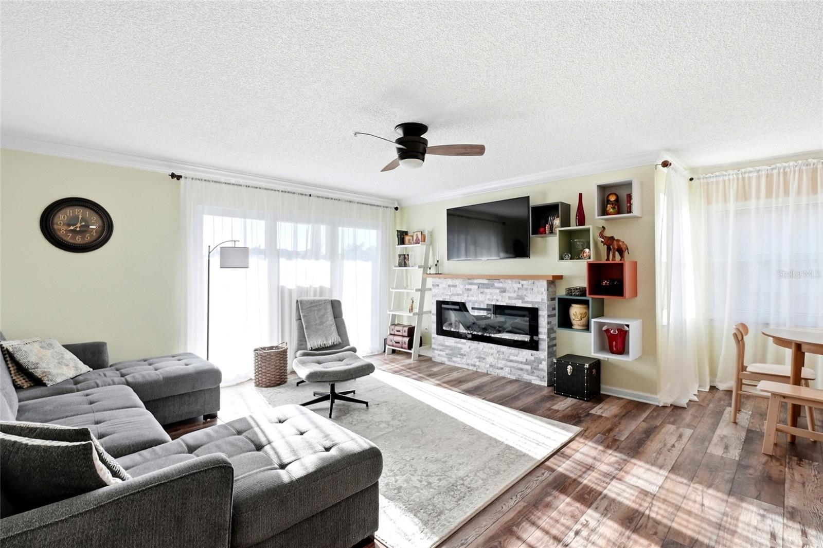 AUDUBON CONDO AT FEATHER SOUND - Residential