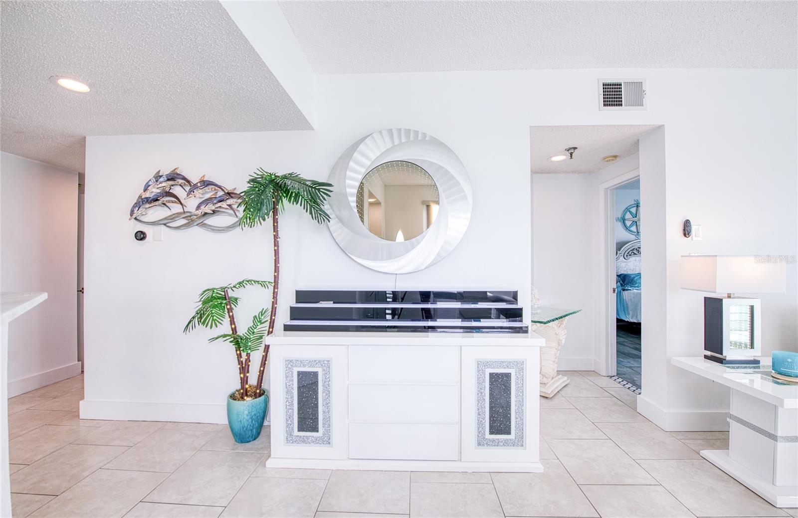 HARBOURSIDE CONDO - Residential