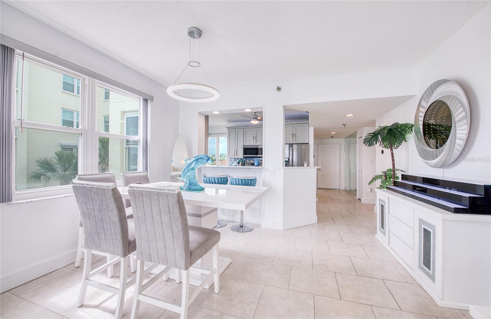 HARBOURSIDE CONDO - Residential
